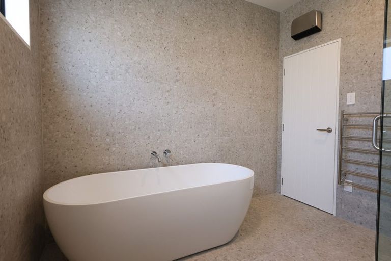 Photo of property in 24 Glovers Road, Halswell, Christchurch, 8025