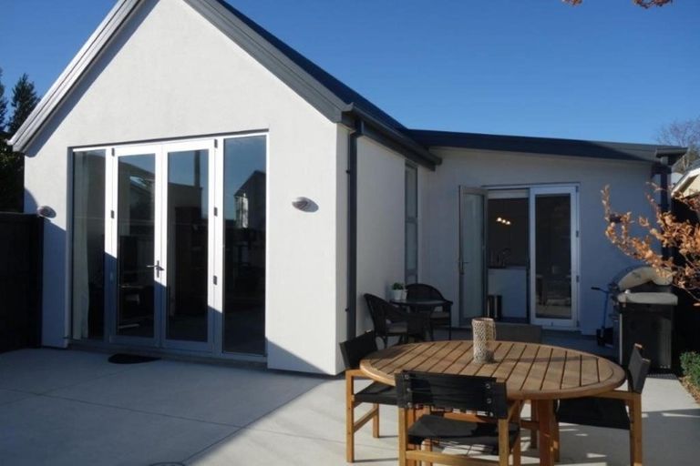 Photo of property in 88 Saint Albans Street, St Albans, Christchurch, 8014