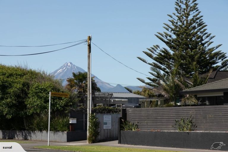 Photo of property in 23a Sackville Street, Martinborough, 5711