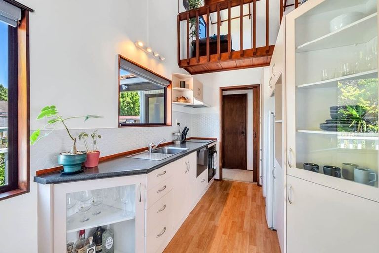 Photo of property in 14 Putney Place, Ranui, Auckland, 0612