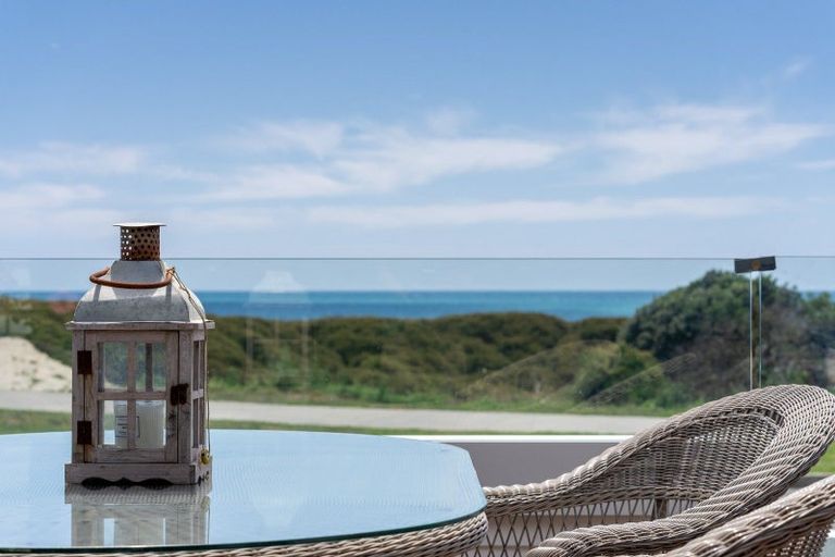 Photo of property in 206b Marine Parade, Mount Maunganui, 3116