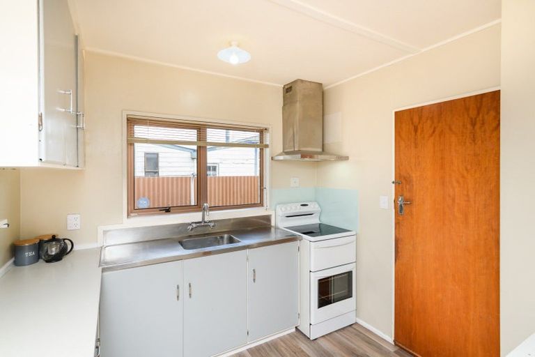 Photo of property in 15a Carthew Street, Feilding, 4702