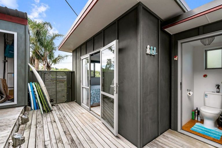 Photo of property in 143 Oakura Road, Oakura, Hikurangi, 0184