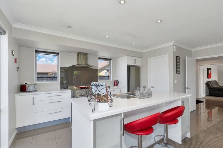 Photo of property in 23 Churchill Drive, Rangiora, 7400