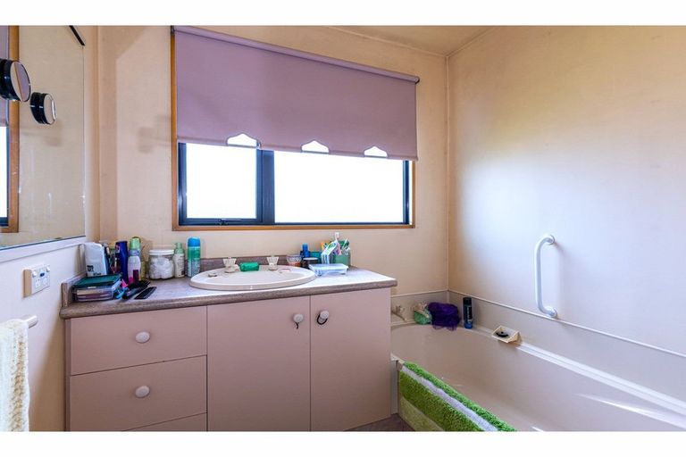 Photo of property in 2/42 Nile Street, Highfield, Timaru, 7910