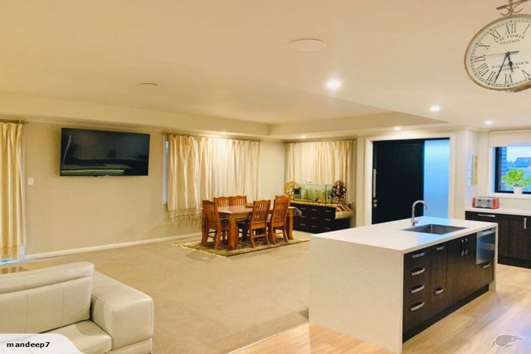 Photo of property in 98 Hoffman Court, Waikiwi, Invercargill, 9810