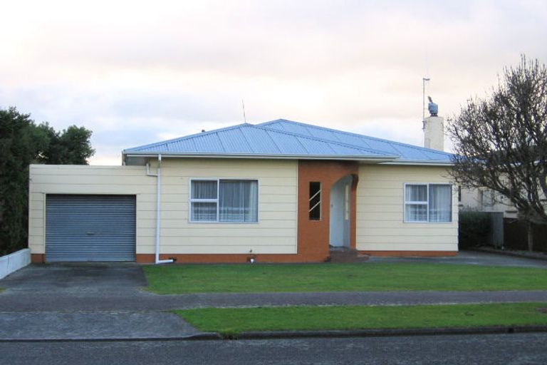Photo of property in 40 Guy Avenue, Takaro, Palmerston North, 4410