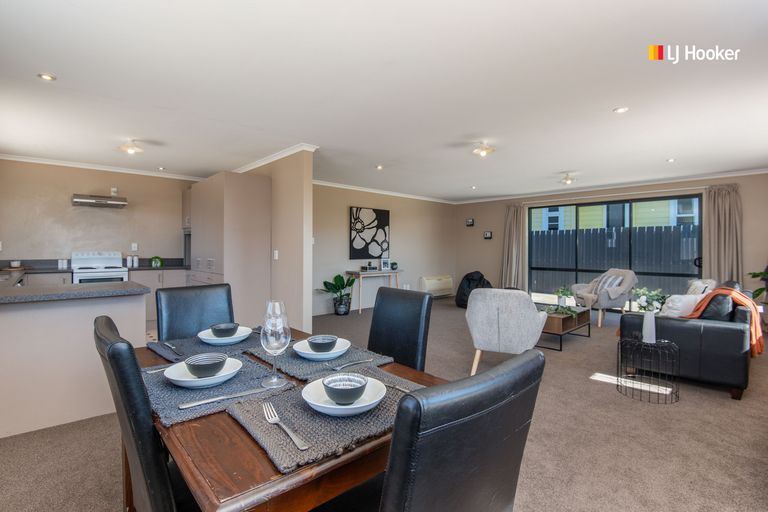 Photo of property in 28 Saunders Road, Mosgiel, 9092