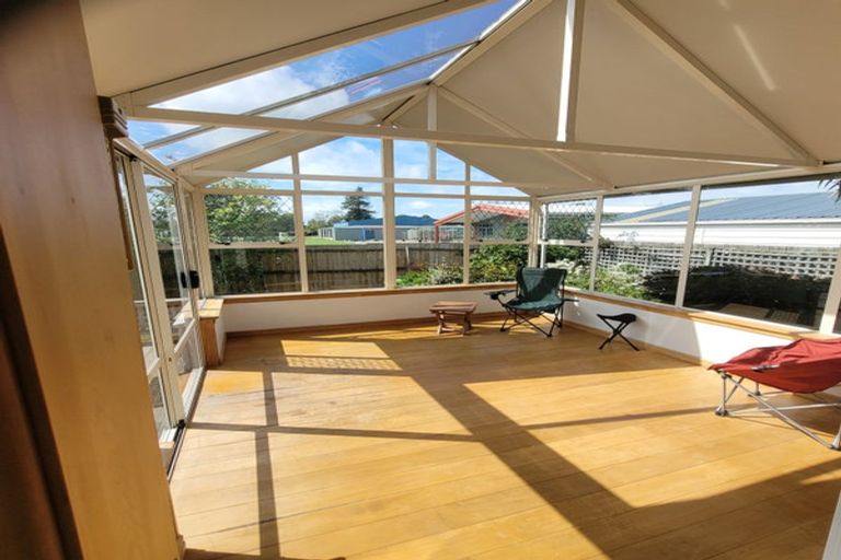 Photo of property in 16 Freebairn Street, Redwood, Christchurch, 8051