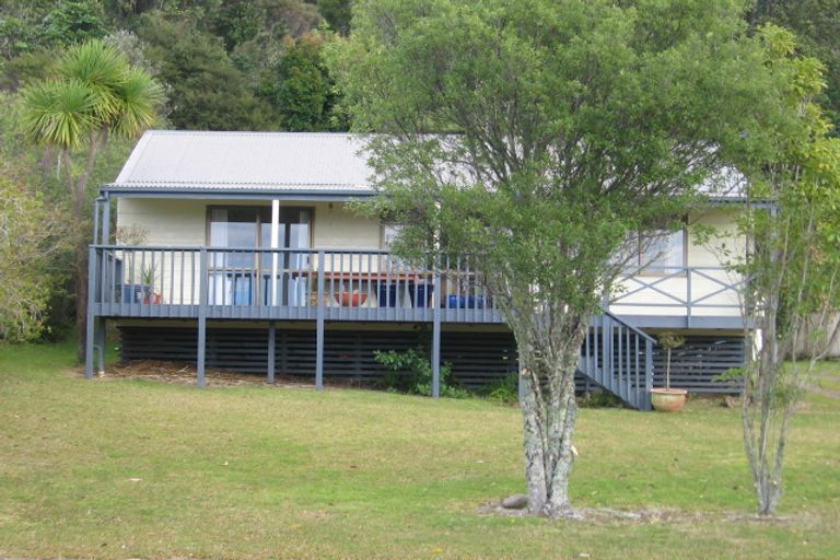 Photo of property in 127 Park Avenue, Whangamata, 3620