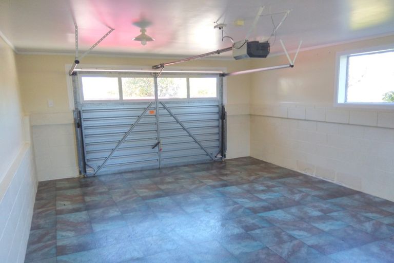 Photo of property in 9 Riversdale Drive, Merrilands, New Plymouth, 4312