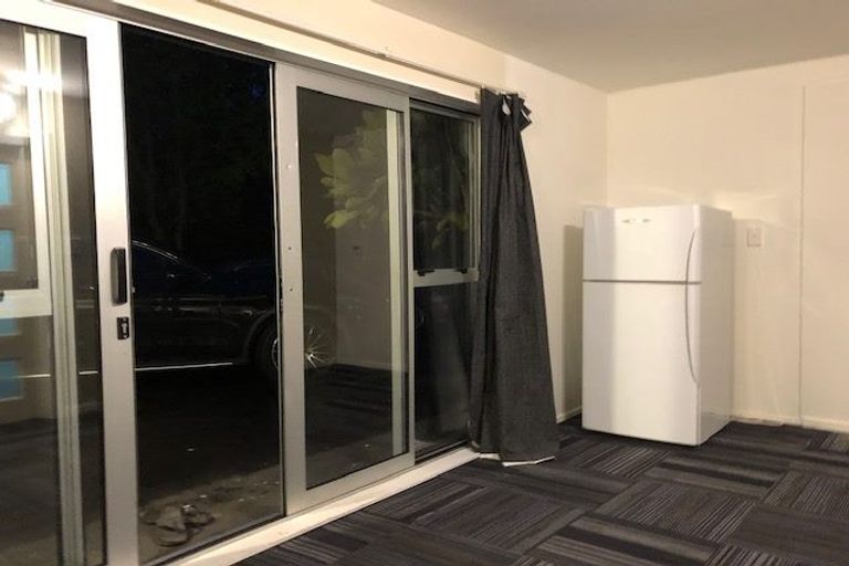 Photo of property in 1-7 Sheridan Terrace, Johnsonville, Wellington, 6037