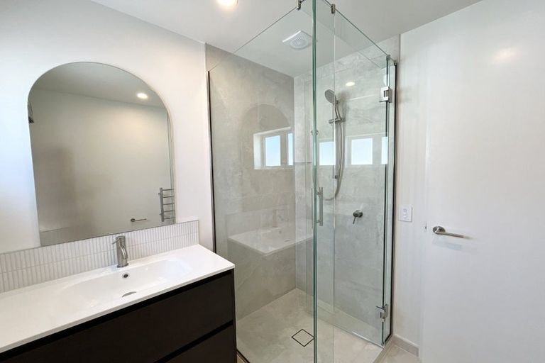 Photo of property in 4/23 Woodville Street, Edgeware, Christchurch, 8013