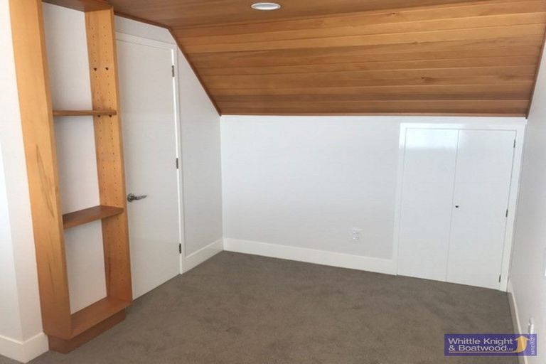 Photo of property in 4a Thurlestone Place, Burnside, Christchurch, 8053