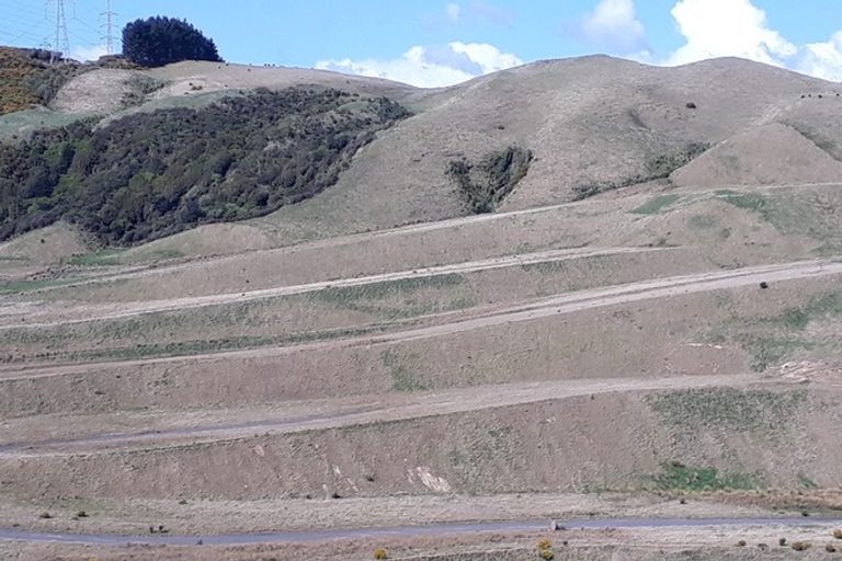 Photo of property in 146 Amesbury Drive, Churton Park, Wellington, 6037