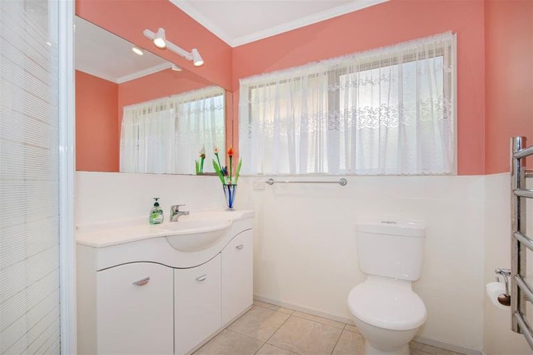 Photo of property in 14 Garden Court, Woodhill, Whangarei, 0110