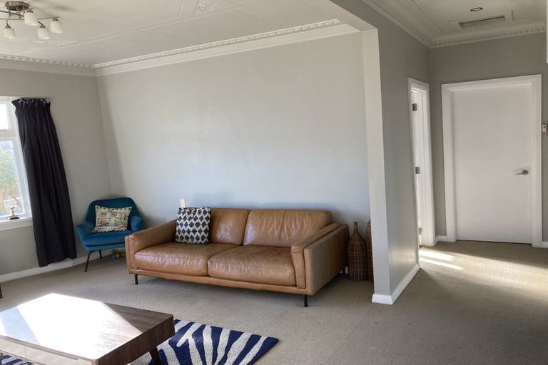 Photo of property in 118 Larnach Road, Vauxhall, Dunedin, 9013