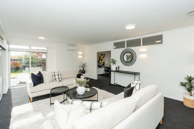 Photo of property in 2 Clements Crescent, Queenwood, Hamilton, 3210