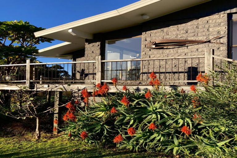 Photo of property in 100 Rocklands Road, Clifton, Takaka, 7183