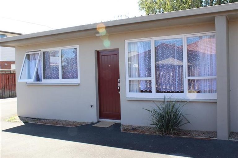 Photo of property in 8f Ford Street, Hamilton East, Hamilton, 3216