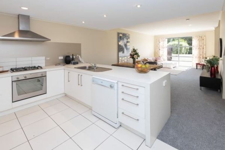 Photo of property in 50 Figaro Crescent, Takanini, 2112