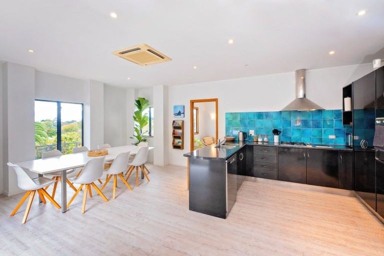 Photo of property in 55a Lucknow Road, Havelock North, 4130