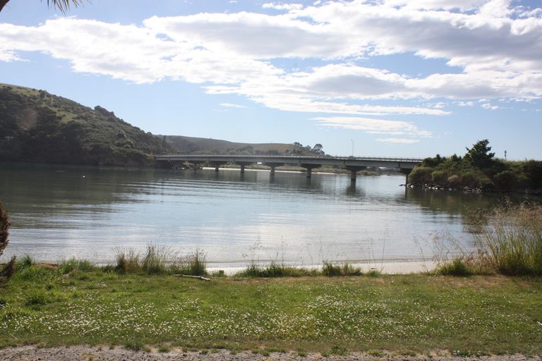 Photo of property in 25 Riverside Road, Taieri Mouth, Brighton, 9091