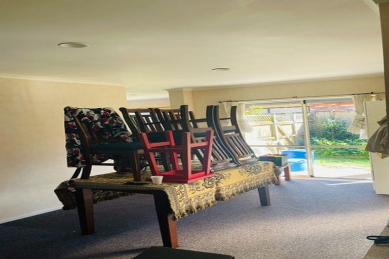 Photo of property in 62 Sandwick Drive, Weymouth, Auckland, 2103