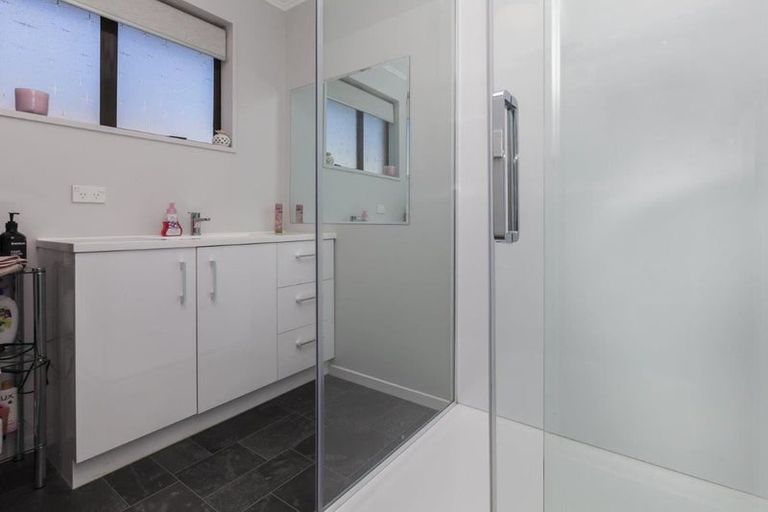 Photo of property in 1/106 Burwood Road, Burwood, Christchurch, 8083