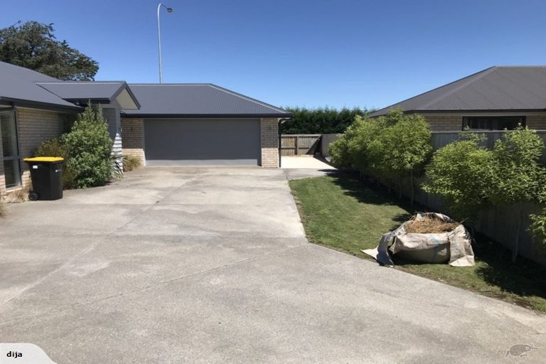 Photo of property in 4 Sequoia Way, Rangiora, 7400