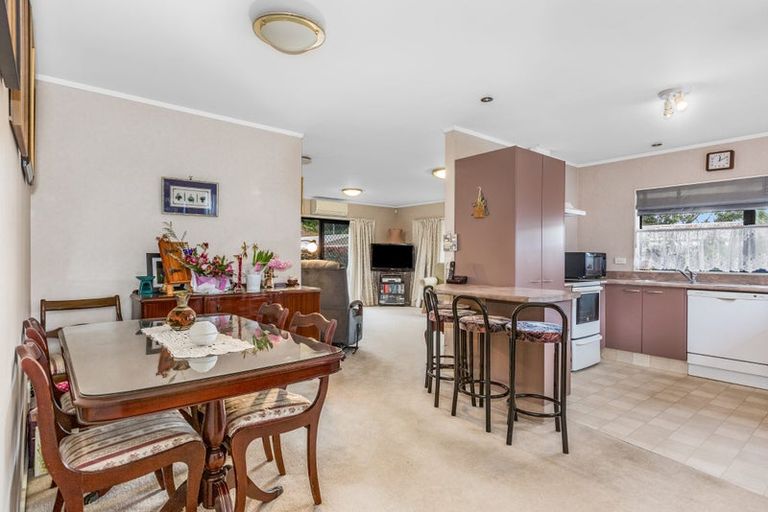 Photo of property in 11a Beauchamp Street, Tawa, Wellington, 5028