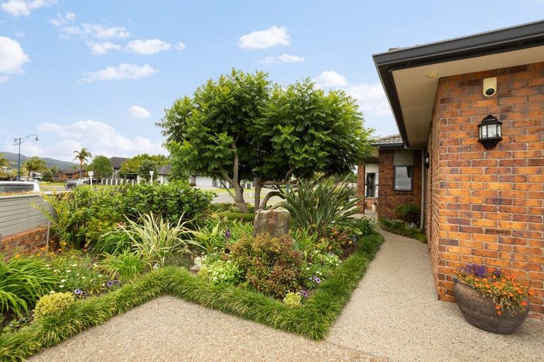 Photo of property in 1 Ringwood Place, Whitianga, 3510