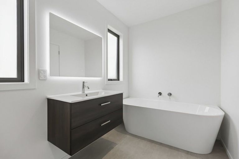 Photo of property in 8 Magazine Road, Mosgiel, 9092