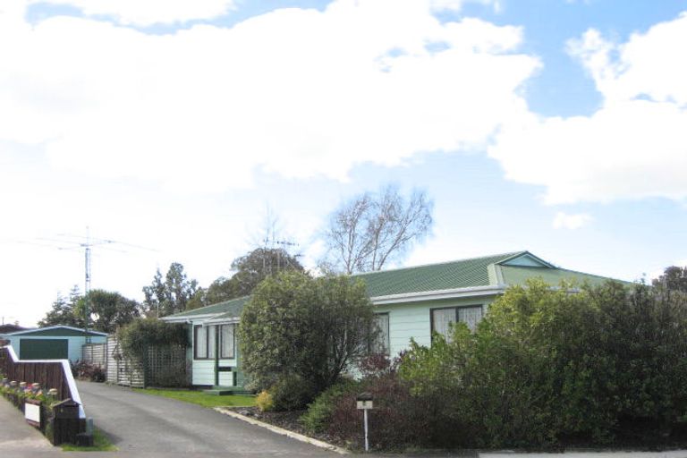 Photo of property in 4 Oldfield Place, Bulls, 4818