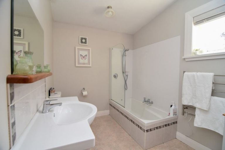 Photo of property in 23 Wakelin Street, Carterton, 5713