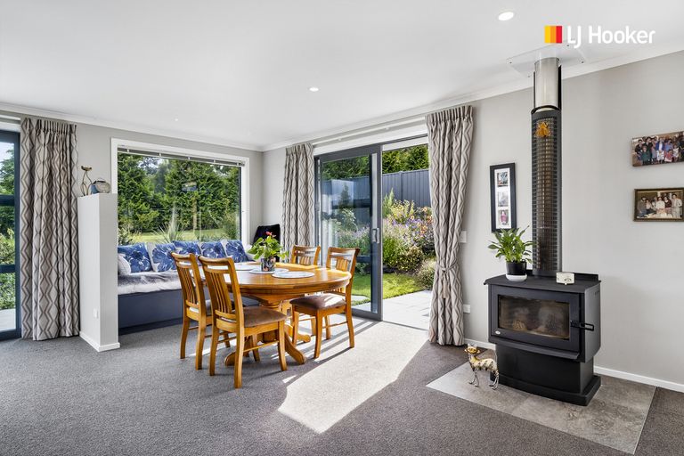 Photo of property in 16 Abbeyfield Close, Abbotsford, Dunedin, 9018