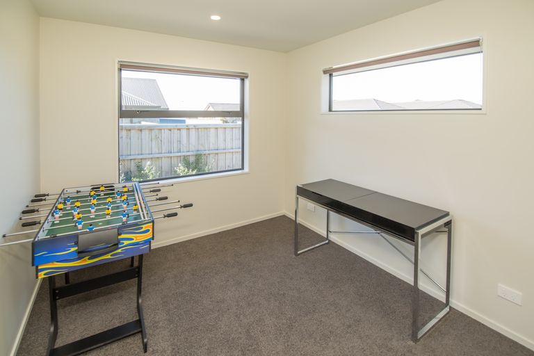 Photo of property in 12b Watkins Drive, Rangiora, 7400