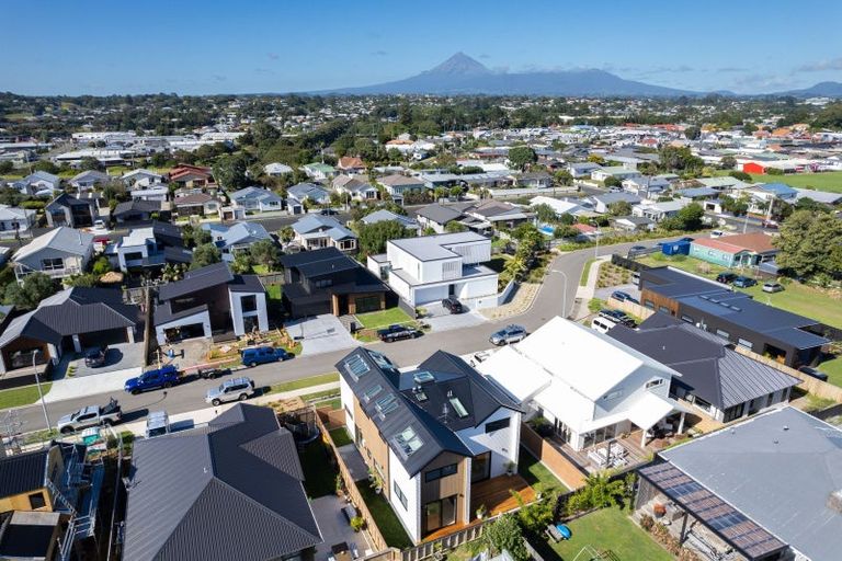 Photo of property in 6 Te Ara O Ngakeiha, Fitzroy, New Plymouth, 4312