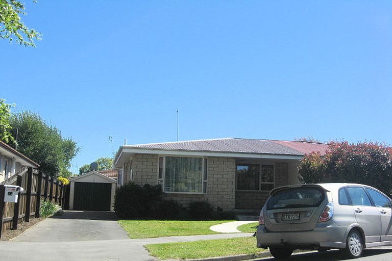 Photo of property in 1/7 Fenmere Place, Burwood, Christchurch, 8083