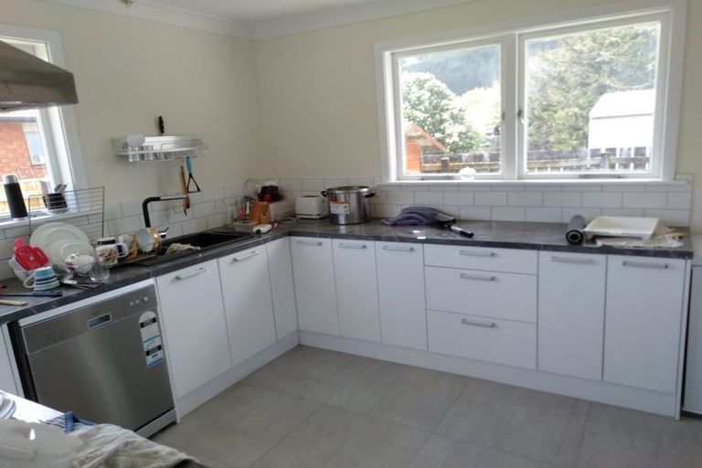 Photo of property in 11 Honey Street, Wainuiomata, Lower Hutt, 5014