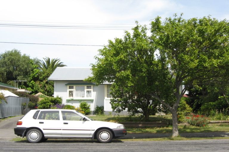 Photo of property in 6 Silvester Street, Woolston, Christchurch, 8023