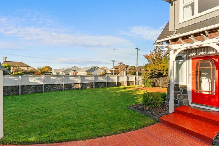 Photo of property in 31 Kotare Street, Fendalton, Christchurch, 8041