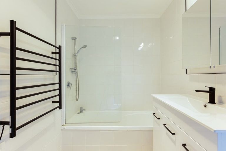 Photo of property in 4 Knox Place, Leamington, Cambridge, 3432