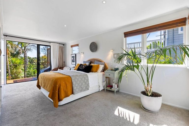 Photo of property in 85 Park Rise, Campbells Bay, Auckland, 0630