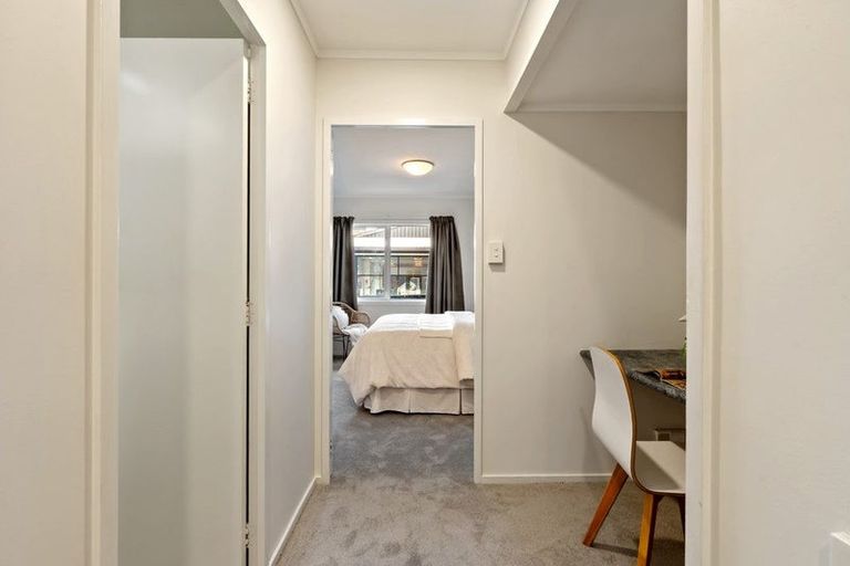 Photo of property in 17/3 Kelvin Grove, Te Aro, Wellington, 6011