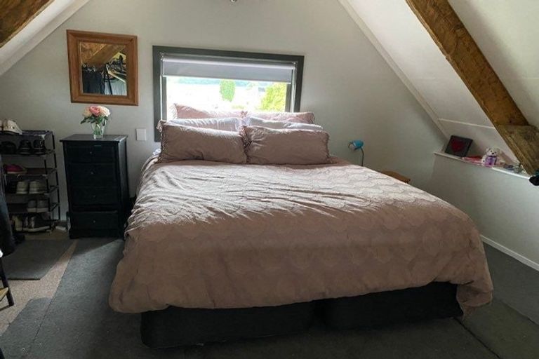 Photo of property in 15 Helena Street, Lumsden, 9730