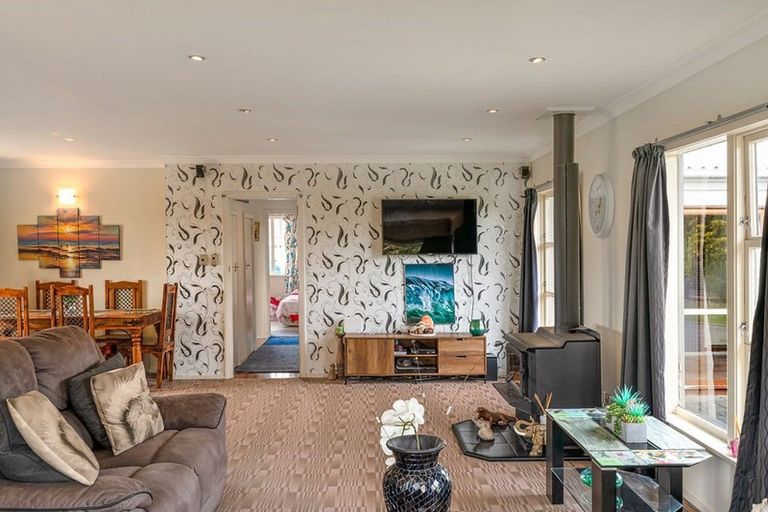 Photo of property in 96 Waerenga Road, Otaki, 5512