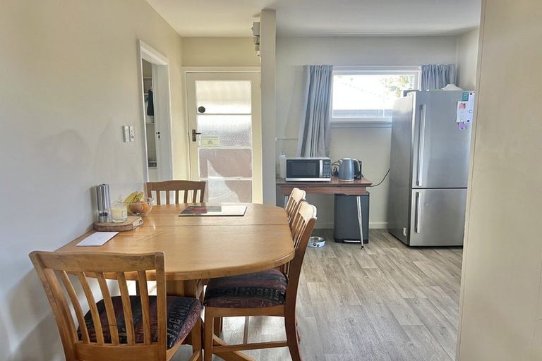 Photo of property in 1/106 Harris Crescent, Papanui, Christchurch, 8053