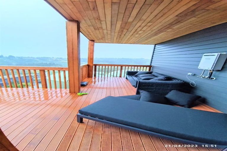 Photo of property in 179 Point View Drive, East Tamaki Heights, Auckland, 2016