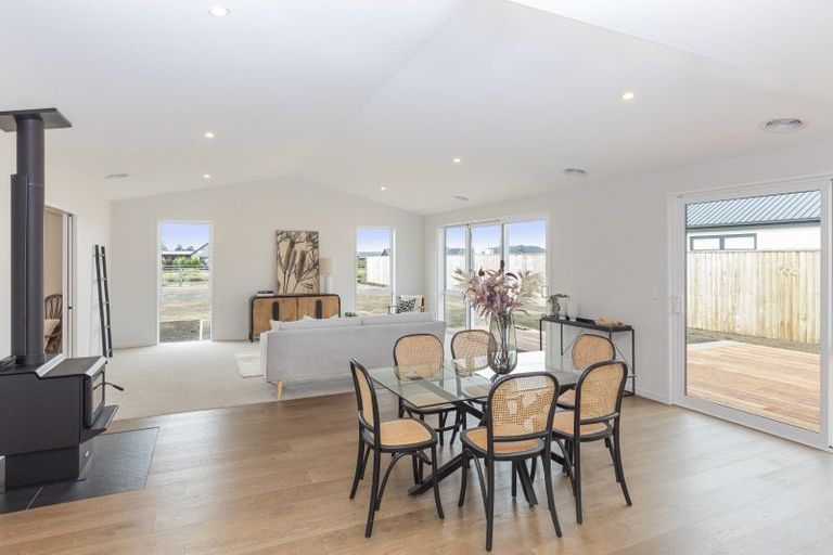 Photo of property in 139 Silver Peaks Drive, West Melton, 7618